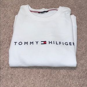 Tommy Hilfiger crew neck!